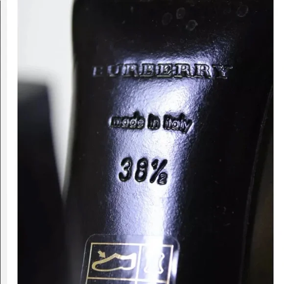 💞💞SALE💞💞LIKE NEW💞💞BURBERRY💞💞